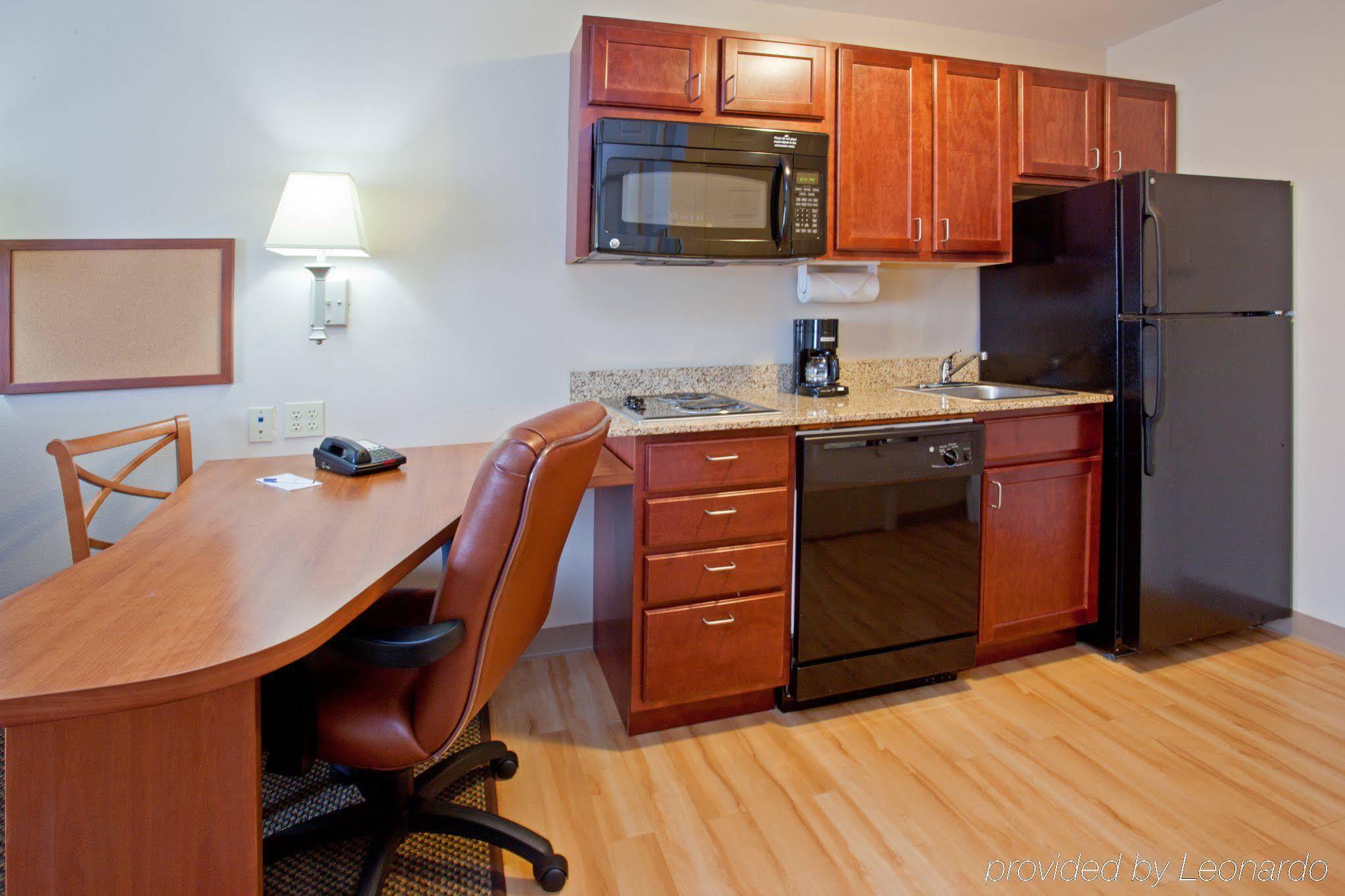 Candlewood Suites Houston Westchase - Westheimer By Ihg Ngoại thất bức ảnh